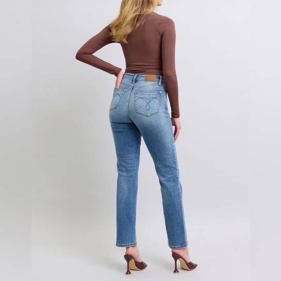 NWT Judy Blue PLUS + REG Size Vintage Wash Thermal Lined Straight Leg Jeans - Picture 9 of 11